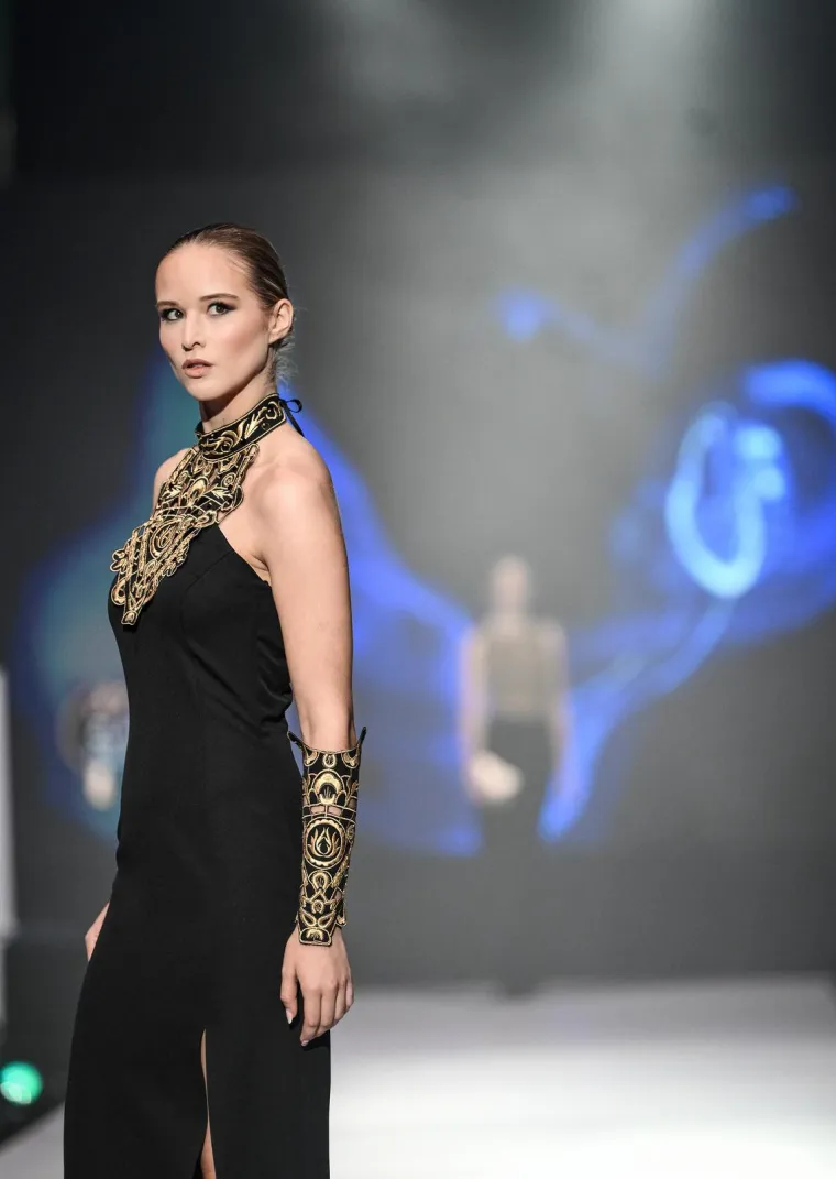 Modna revija okupila zvijezde: Jakov bez Kolinde, Sandra Bagarić zasjenila sve