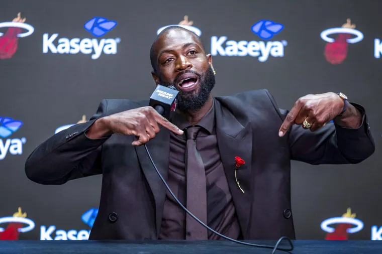 Je li ovo najružniji kip za nekog sporta&scaron;a? Onaj Cristianov je za ovog remek-djelo: Kakva 'počast' za jednog od najboljih NBA igrača