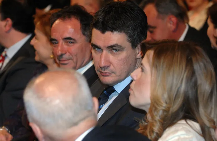 Bio je odličan učenik, ali temperamentan. Kad je izabran za predsjednika razreda, potukao se s jednim dječakom, pi&scaron;e Večernji list.