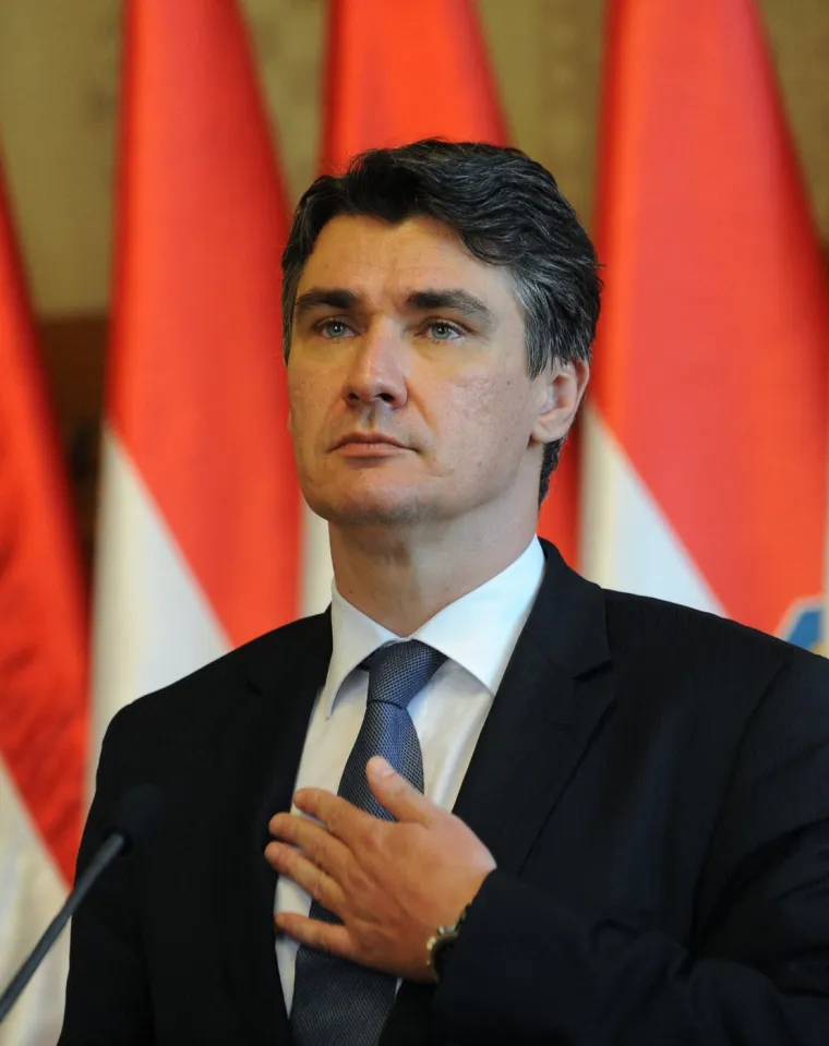 Dobro je igrao nogomet i ko&scaron;arku, a bavio se i boksom. 