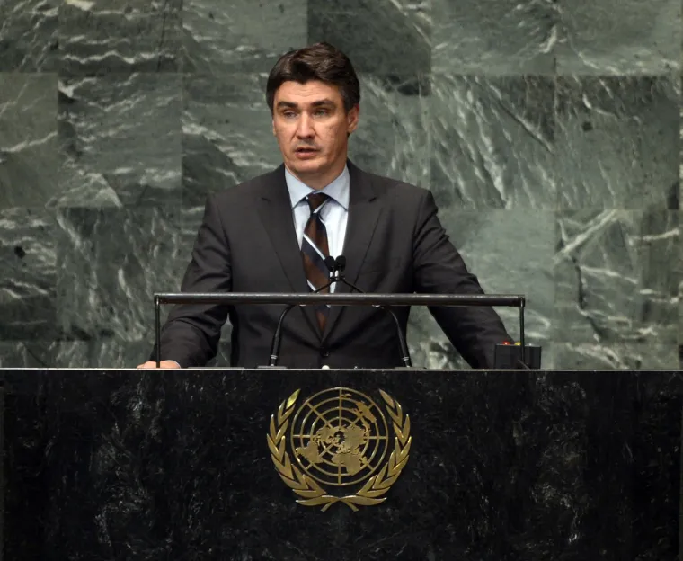 Osam godina kasnije magistrirao je pravo Europske unije na Flamanskom sveučili&scaron;tu u Bruxellesu. 