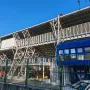 Zapadna tribina u Kranjčevićevoj najveća je na stadionu, ali i ona vapi za rekonstrukcijom. Najbolje da se skroz sruši. 