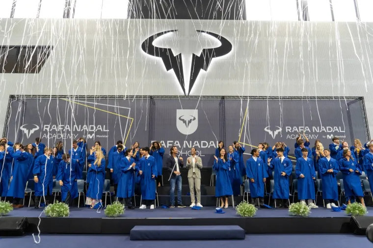 Nadalova teniska akademija uni&scaron;tena u poplavi: Rafa slomljen zbog velikog broja djece