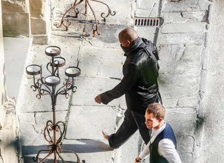 Ovo je luksuzna kuća koju je Kanye West kupio za 35 milijuna dolara: Ima 18 kupaonica