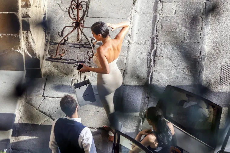 Ovo je luksuzna kuća koju je Kanye West kupio za 35 milijuna dolara: Ima 18 kupaonica