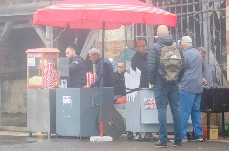 Kamere snimile Ivicu Todorića na Mirogoju: 'I naravno svi gledaju cijelu obitelj'