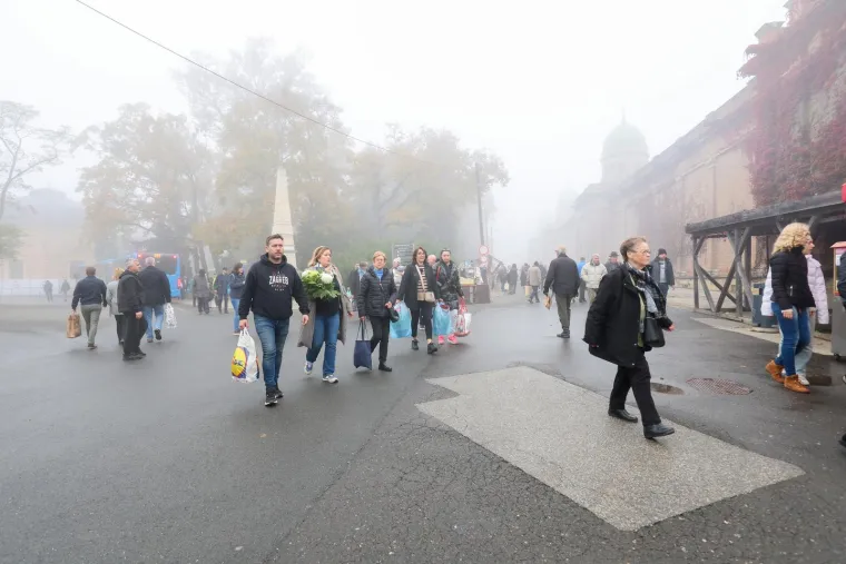 Kamere snimile Ivicu Todorića na Mirogoju: 'I naravno svi gledaju cijelu obitelj'