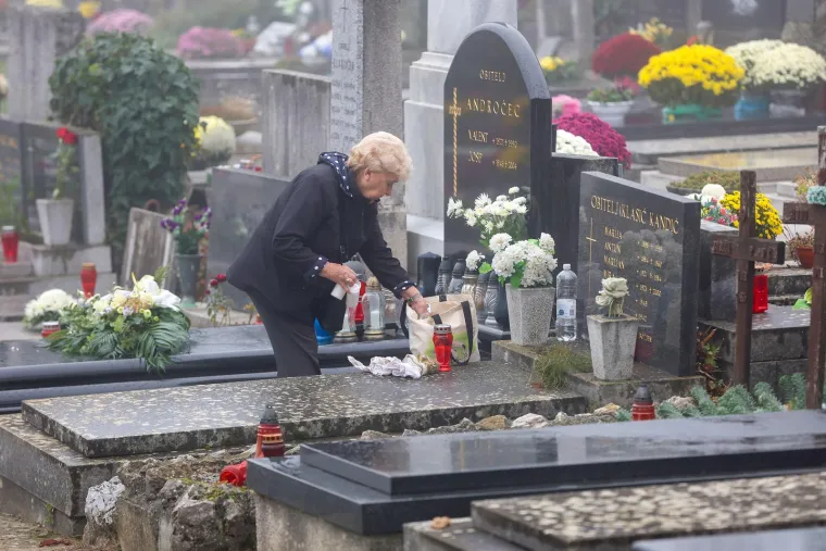 Kamere snimile Ivicu Todorića na Mirogoju: 'I naravno svi gledaju cijelu obitelj'