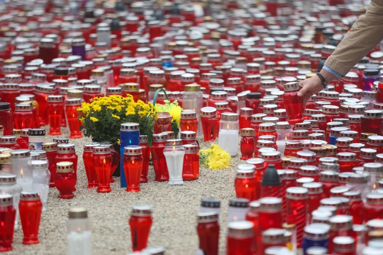 Kamere snimile Ivicu Todorića na Mirogoju: 'I naravno svi gledaju cijelu obitelj'