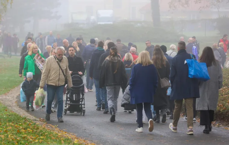 Kamere snimile Ivicu Todorića na Mirogoju: 'I naravno svi gledaju cijelu obitelj'