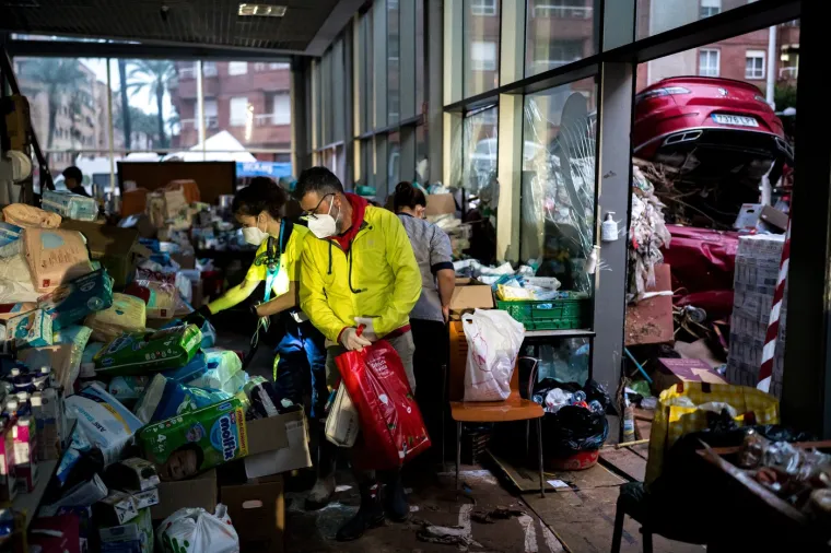 &Scaron;panjolska je na koljenima! Za brojnim nestalima jo&scaron; se traga, posljedice poplava se saniraju. Ovo su stravični prizori
