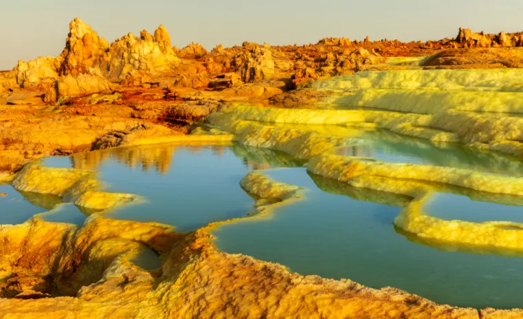 12. Dallol, Etiopija: Grad je poznat po tome što ima najvišu prosječnu temperaturu na svijetu, od preko 41 Celzijeva stupnja.