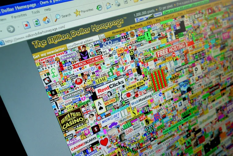 Napravio je web stranicu kakva do tada nije viđena. Odlučio je prodati milijun piksela za jedan dolar svaki, a prodavao ih je u blokovima od po 100 piksela, što je činilo minimalnu kupnju vrijednu 100 dolara. Kupci su mogli dodati svoju sliku i link na kupljene piksele. &apos;&apos;Stranica od milijun dolara&quot; zaživjela je 25. kolovoza 2005. godine, a prve je piksele kupio Tewov prijatelj. Do siječnja 2006. Tew je prodao preostale piksele i od te ideje postao milijunaš.