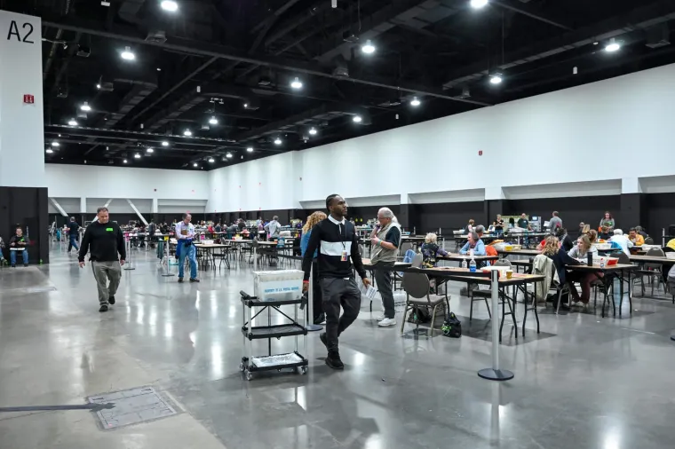 U Hrvatskoj je to potpuno druga priča. Ovako izgleda kada se u Americi broji svaki glasački listić