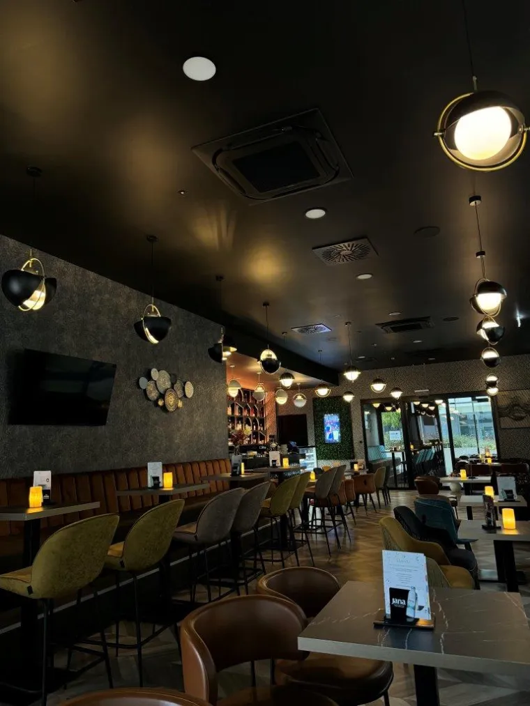 Kako su dva studenta stvorila omiljeni zagrebački kafić s du&scaron;om