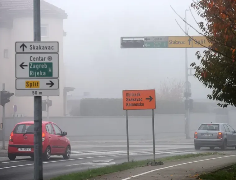 Magloviti Karlovac živnuo: Na ulicama šetači i dobra ekipa, pogledajte atmosferu