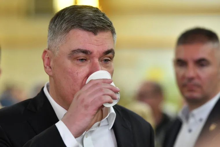 Među okupljenima na manifestaciji, gost je bio i Republike Hrvatske, Zoran Milanović.