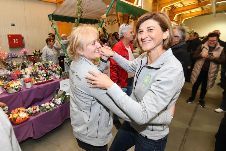 Milanović na proslavi Martinja! Padaju selfiji, zagrljaji, a bome se dobro i jede i pije