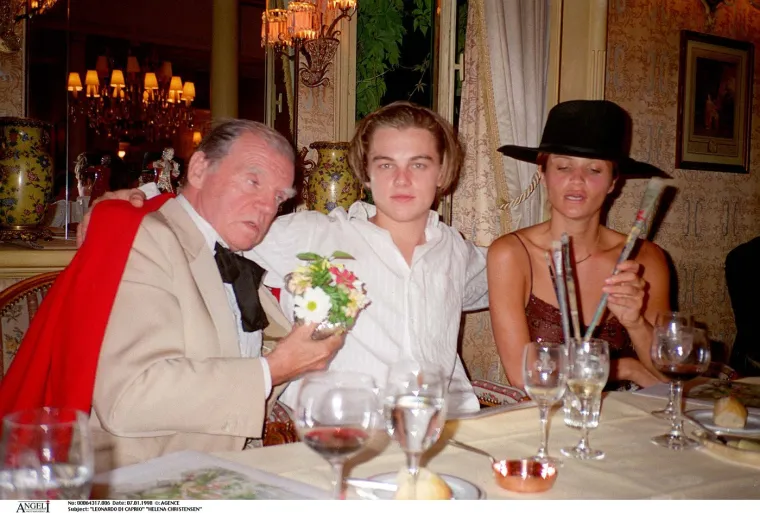 1997. Helena Christensen i Leonardo DiCaprio