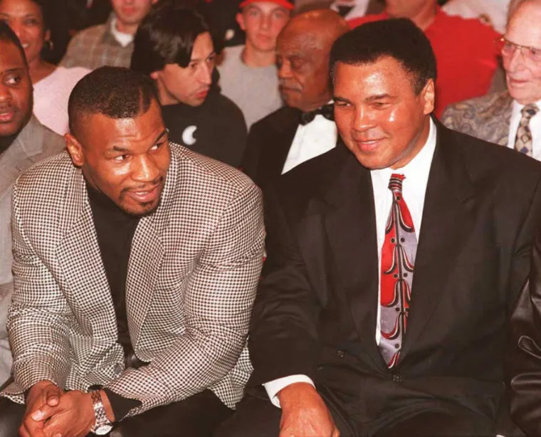 Mike Tyson i Muhammad Ali. Njih dvojica smatraju se najvećim boksačima ikad. 
