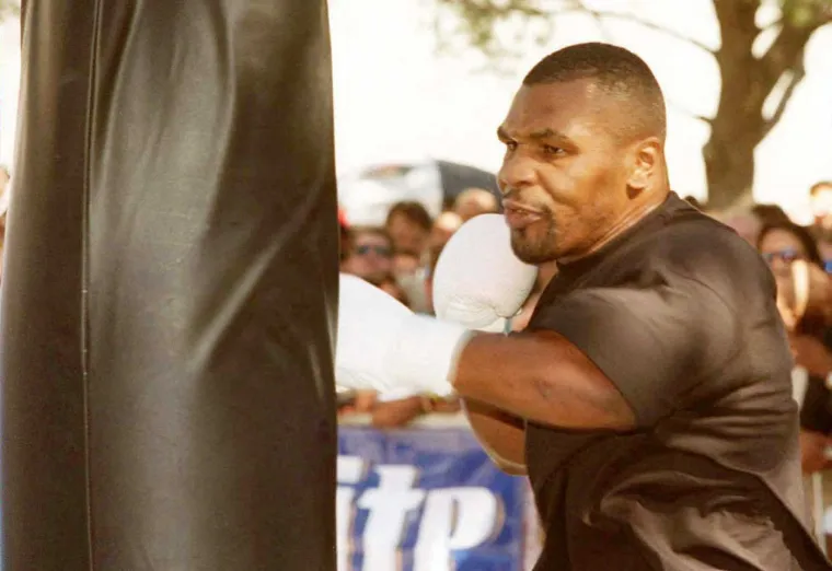 Mike Tyson otkrio kako je zatekao biv&scaron;u suprugu s Bradom Pittom. Evo kako se mijenjao kroz vrijeme