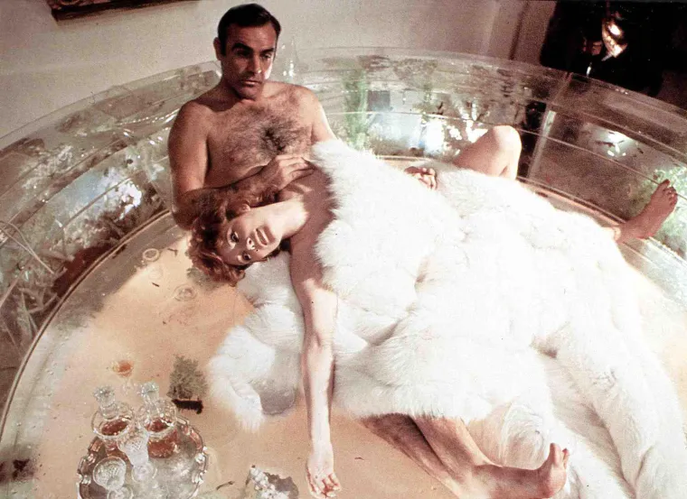 Serijal trenutačno ima dvadeset i pet nastavaka, a onaj posljednji, No Time to Die, objavljen je u rujnu 2021 godine.