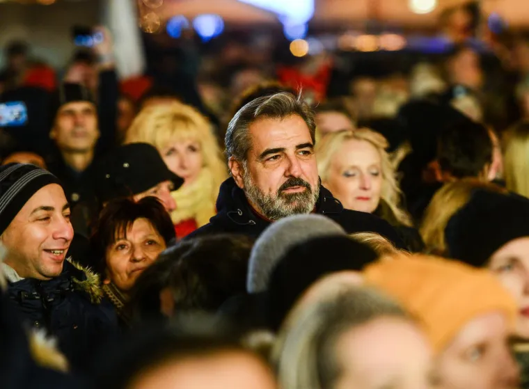Gradio je reputaciju jednog od najuspješnijih poslovnih ljudi, njega se pitalo za mišljenje u gospodarstvu, komentirao je politiku, pisalo se o njegovu bogatstvu, nekretninama i dionicama, velikoj zbirci umjetnina.