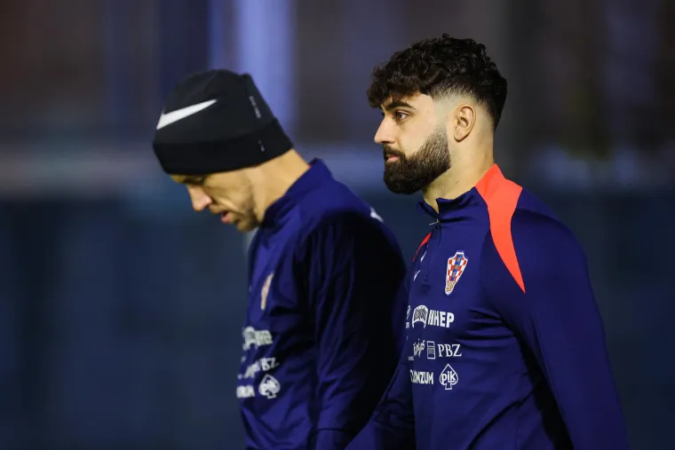 Hrvatski reprezentativci trenirali su na Hitrec-Kacijanu na nimalo ugodnih 3 stupnjeva. 