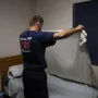 Nitko ne sprema bolje krevet od njega. 
