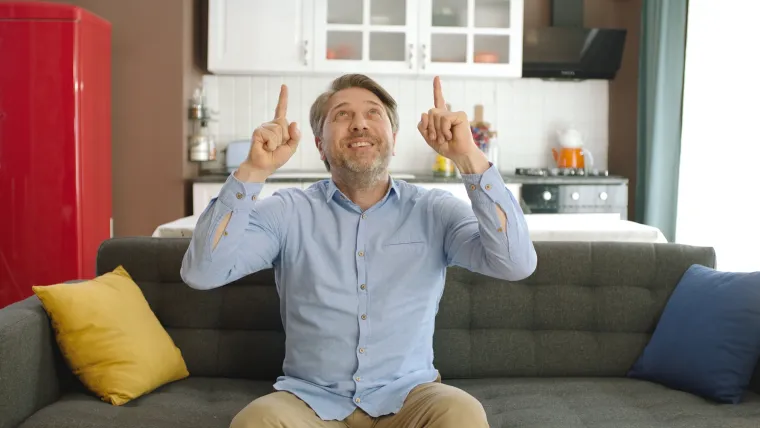 17. "Ah, blagoslovljen bio...": U početku se ovo može činiti kao ljubazno, brižno rečeno, ali istina je upravo suprotna. Ova fraza može djelovati pokroviteljski.