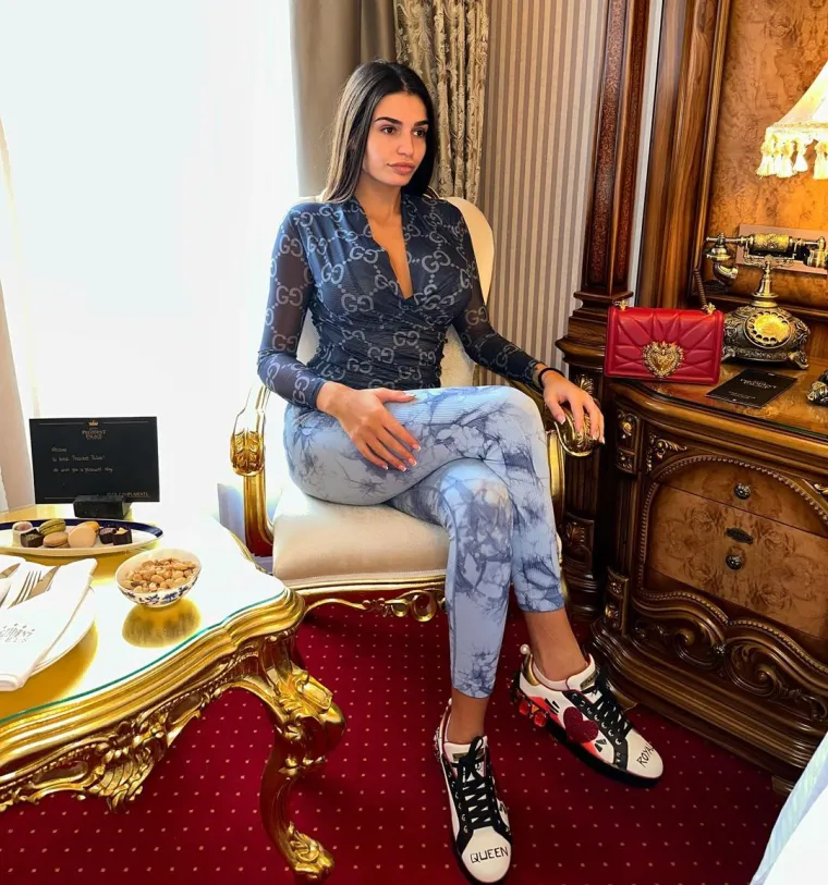 Danas joj taj posao donosi pravo bogatstvo.