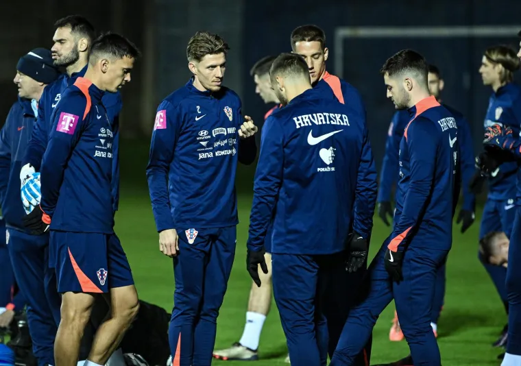 Hrvatski reprezentativci trenirali su na Hitrec-Kacijanu na nimalo ugodnih 3 stupnjeva. 