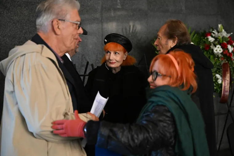 Posljednji ispraćaj Ivice Krajača: Neutješna obitelj i prijatelji oprostili se od skladatelja