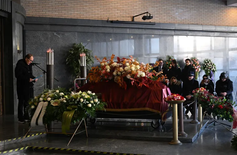 Posljednji ispraćaj Ivice Krajača: Neutješna obitelj i prijatelji oprostili se od skladatelja