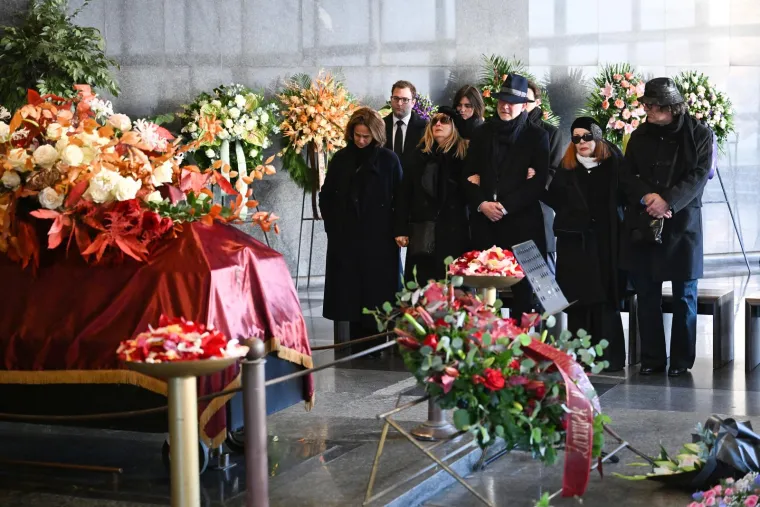 Posljednji ispraćaj Ivice Krajača: Neutje&scaron;na obitelj i prijatelji oprostili se od skladatelja