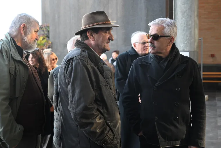 Posljednji ispraćaj Ivice Krajača: Neutje&scaron;na obitelj i prijatelji oprostili se od skladatelja