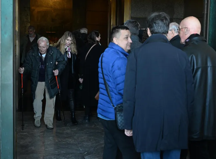Posljednji ispraćaj Ivice Krajača: Neutje&scaron;na obitelj i prijatelji oprostili se od skladatelja