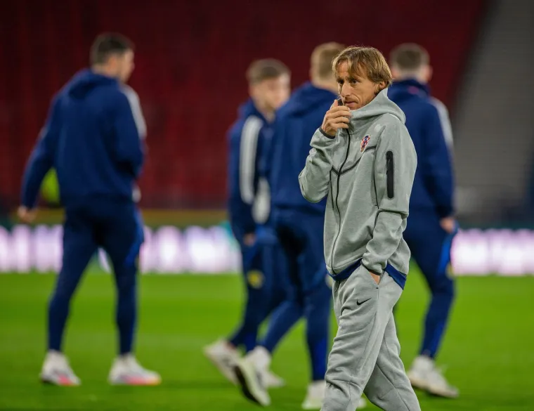Luka je glavna zvijezda na Hampden Parku.