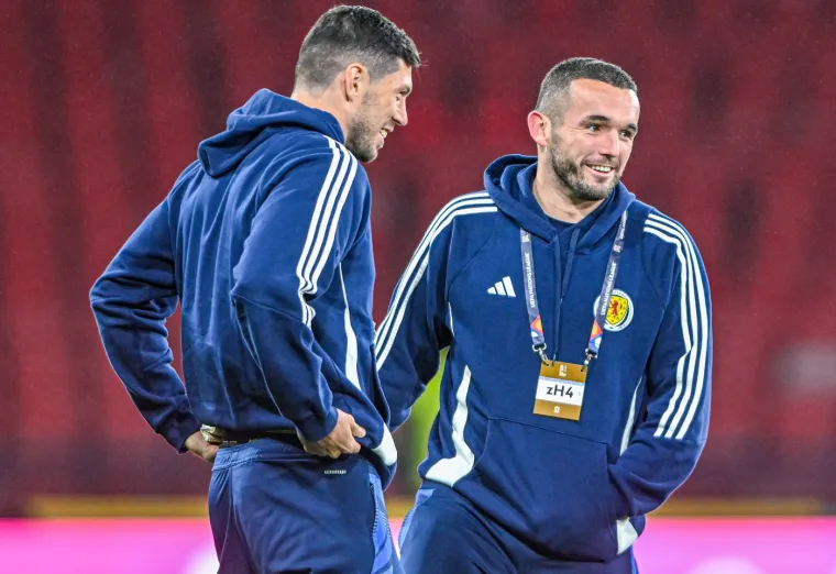Škotski igrači u dobrom raspoloženju prije utakmice. 