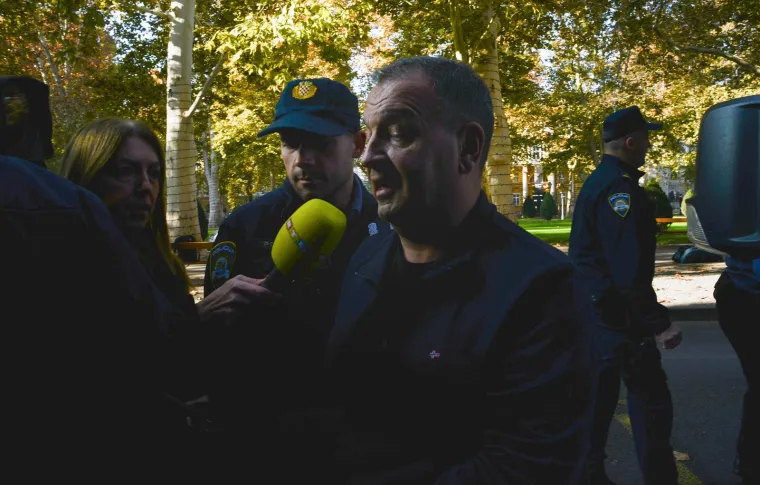 
Uz Beroša, EU tužitelji su objavili da su oni pokrenuli akciju i protiv i još sedam osoba zbog zločinačkog udruživanja. 