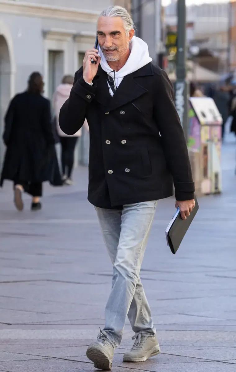 Tko je modna zvijezda riječke &scaron;pice? Djevojka u bundi ukrala pažnju, a evo tko je sve pro&scaron;etao Korzom