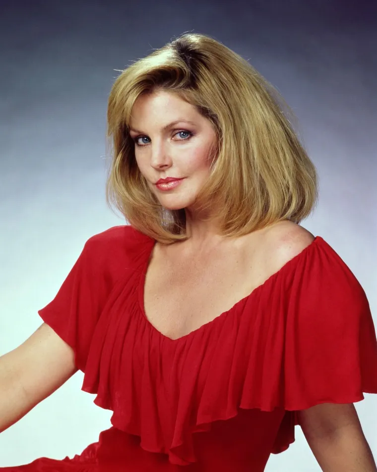 Supruga kralja rocka pretjerala sa estetskim zahvatima? Evo kako danas izgleda Priscilla Presley