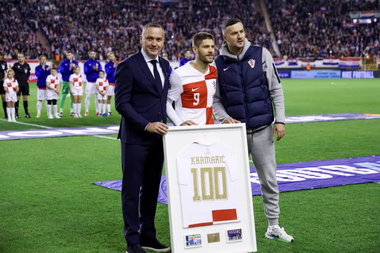 Na tribini snimljen &Scaron;timac, a pazite pored koga sjedi Gennaro Gattuso