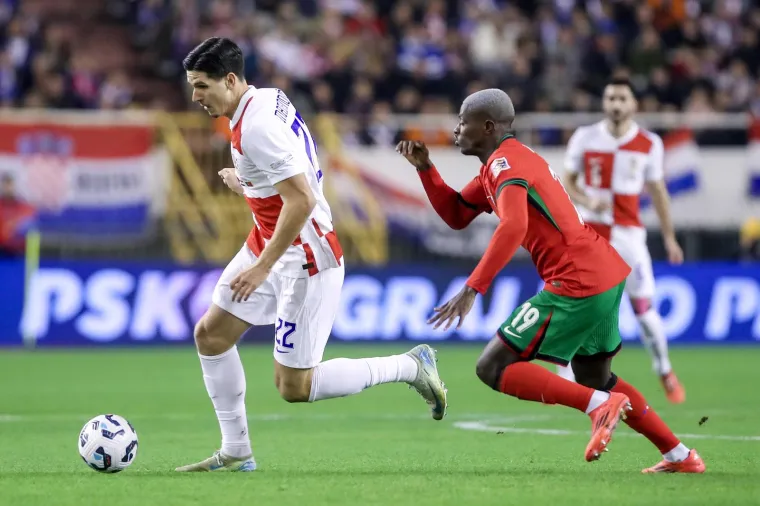 Na tribini snimljen &Scaron;timac, a pazite pored koga sjedi Gennaro Gattuso