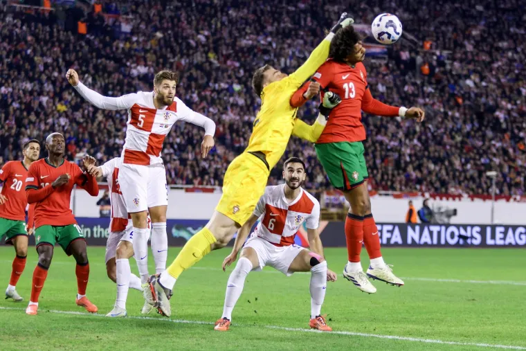 Na tribini snimljen &Scaron;timac, a pazite pored koga sjedi Gennaro Gattuso