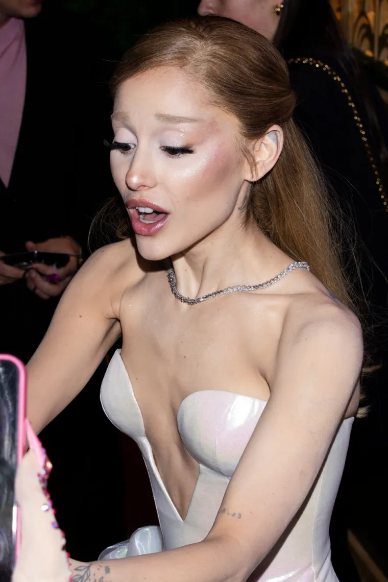 Nije li ovo previše? Nekada atraktivna djevojka, a sada je kost i koža