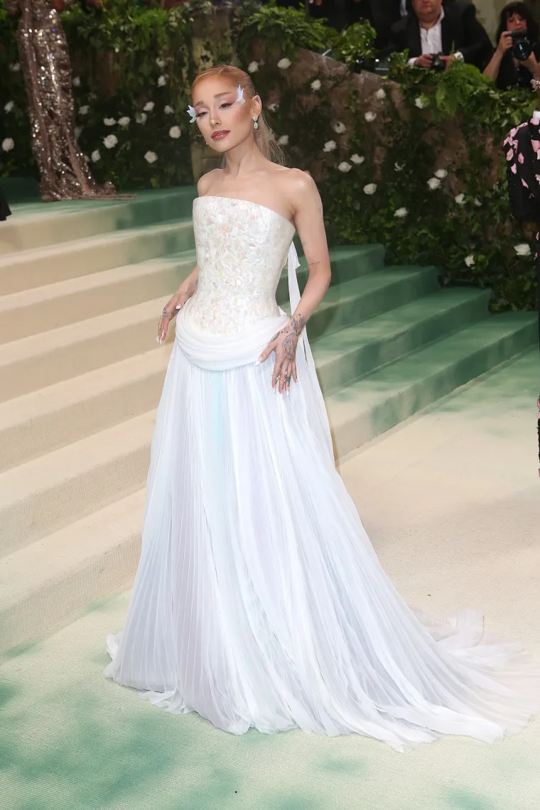 Nije li ovo previše? Nekada atraktivna djevojka, a sada je kost i koža