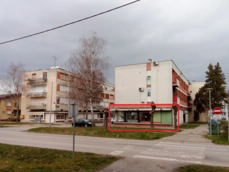  U Iloku na adresi Dr. Franje Tuđmana 48 nudi se prostor od 327,45 kvadrata. Riječ je o prizemlju i podrumu ulične zgrade, a početna mjesečna neto zakupnina je
961,51 eura. Jamčevina je 2884,53 eura. Datum i vrijeme pregleda poslovnih prostora je 29. 11. 2024. 12:00 – 12:30