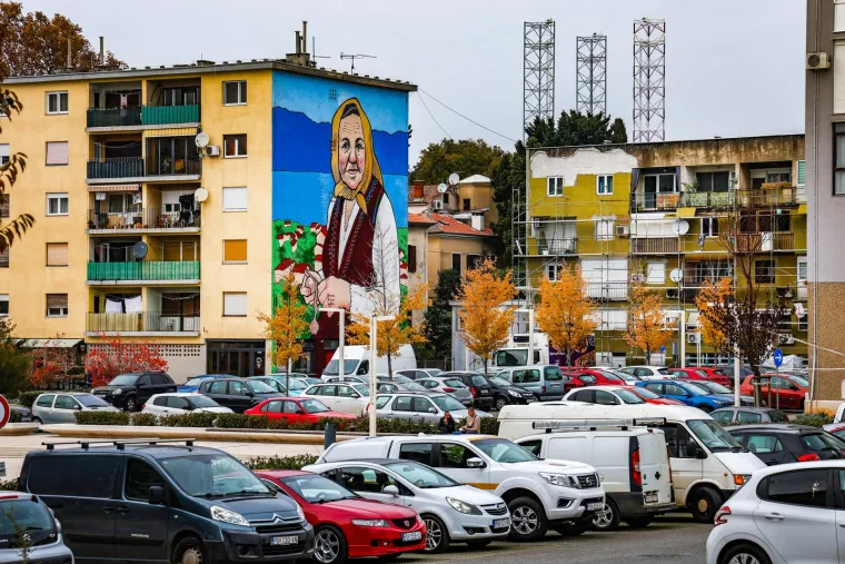 Ovi murali i grafiti postali su sastavni dio onoga što oko promatrača može vidjeti putem, a sve sluti da će ih s godinama samo biti sve više i više.