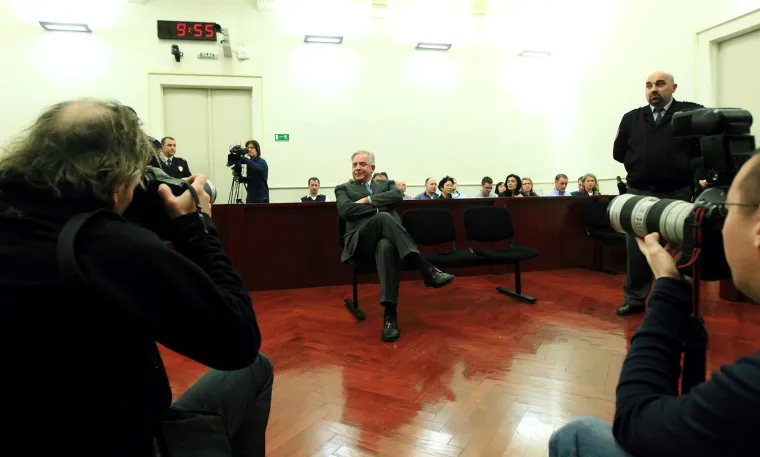 'Ćaća' je na današnji dan u ovoj legendarnoj pozi dočekao presudu na deset godina zatvora